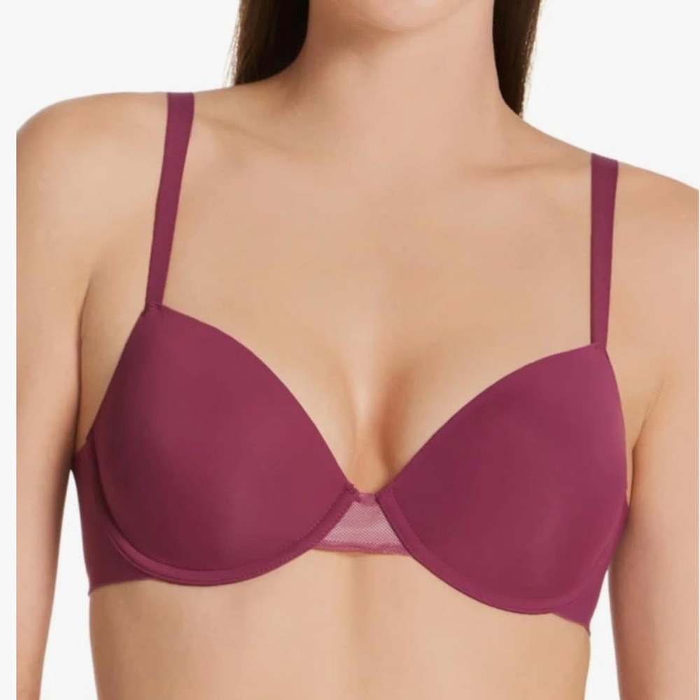 NWT Maidenform cranberry tshirt bra